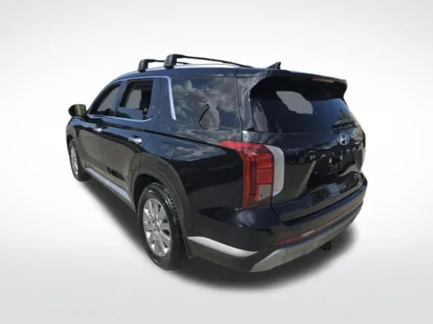 More photos of 2023 Hyundai Palisade SEL at Dream Work Automotive, NC