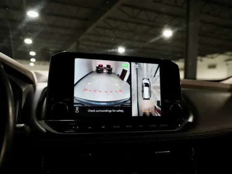 More photos of 2023 Nissan Rogue Platinum at Dream Work Automotive, NC