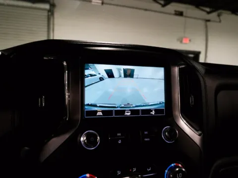 More photos of 2021 GMC Sierra 1500 SLT at Dream Work Automotive, NC