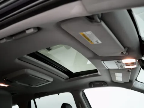 More photos of 2020 Honda Pilot Touring at Dream Work Automotive, NC