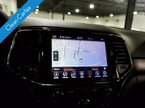 More photos of 2020 Jeep Grand Cherokee Altitude at Dream Work Automotive, NC