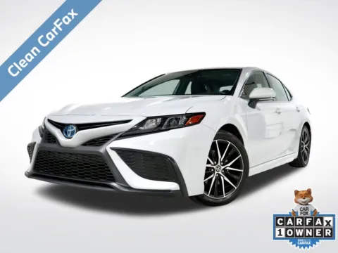 White 2023 Toyota Camry Hybrid SE for sale in Charlotte, NC