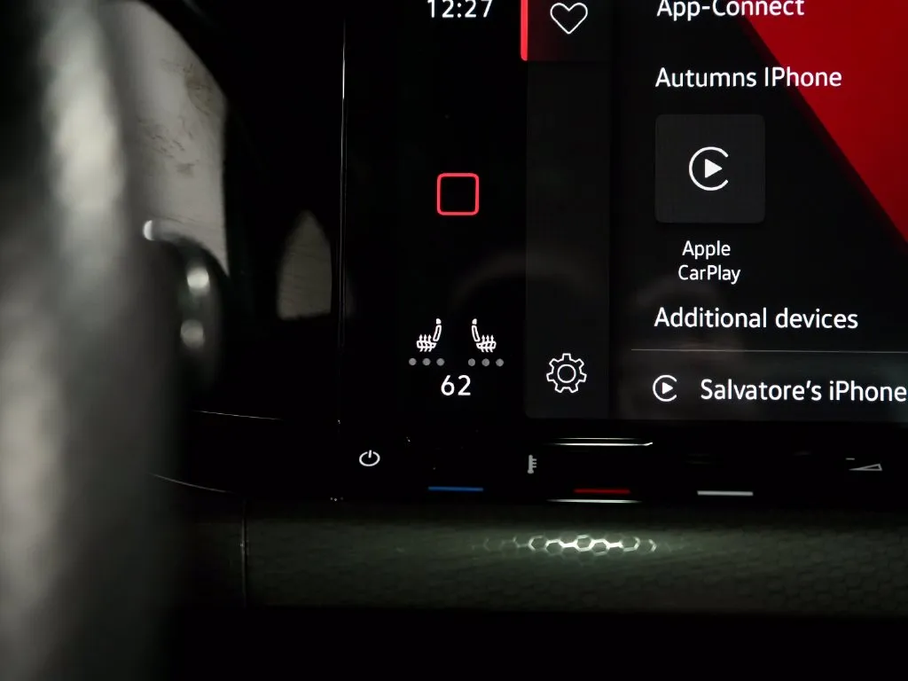 2022 Volkswagen Golf GTI SE - Photo 25