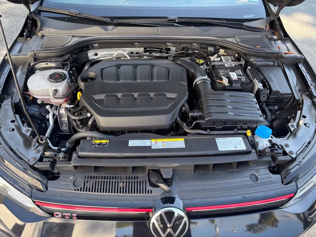 2022 Volkswagen Golf GTI SE - Photo 15