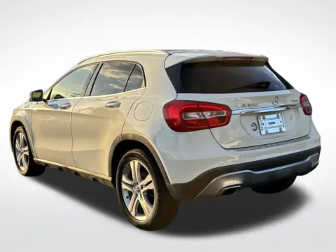 More photos of 2018 Mercedes-Benz GLA 250 at Dream Work Automotive, NC