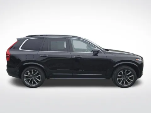 More photos of 2019 Volvo XC90 T6 Momentum at Dream Work Automotive, NC