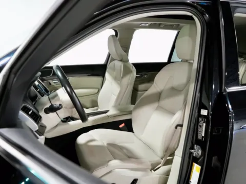 Another view of 2019 Volvo XC90 T6 Momentum for sale in Charlotte, NC at Dream Work Automotive