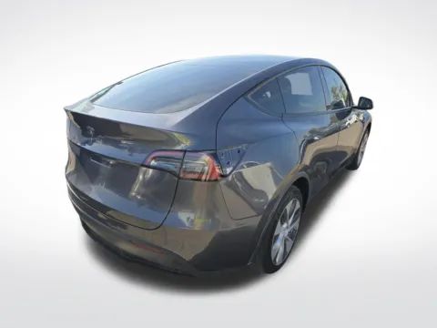 More photos of 2022 Tesla Model Y Long Range at Dream Work Automotive, NC