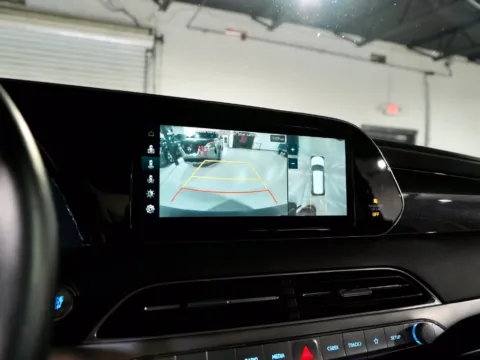 More photos of 2021 Hyundai Palisade Limited at Dream Work Automotive, NC