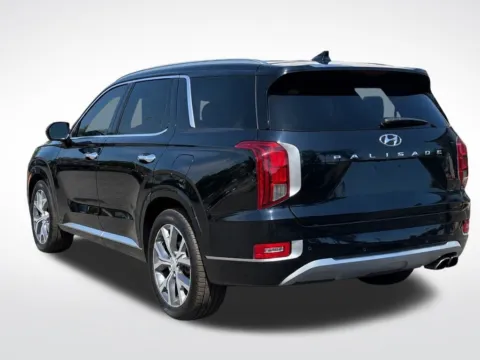 More photos of 2021 Hyundai Palisade Limited at Dream Work Automotive, NC
