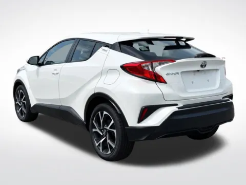 More photos of 2018 Toyota C-HR XLE at Dream Work Automotive, NC