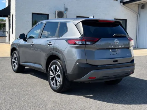 More photos of 2022 Nissan Rogue SV at Dream Work Automotive, NC