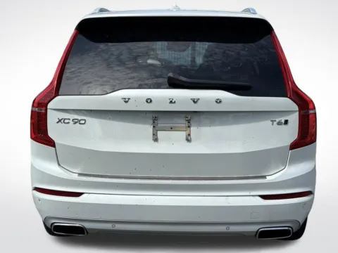 More photos of 2020 Volvo XC90 T6 Momentum at Dream Work Automotive, NC