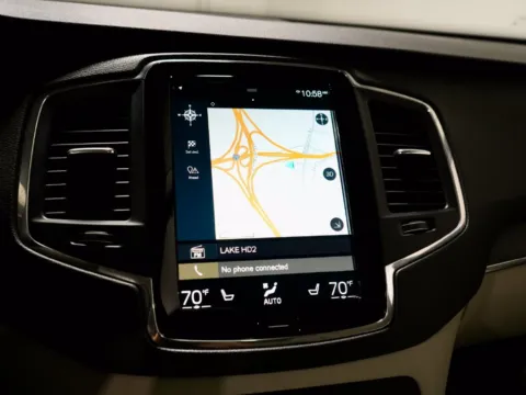 More photos of 2020 Volvo XC90 T6 Momentum at Dream Work Automotive, NC