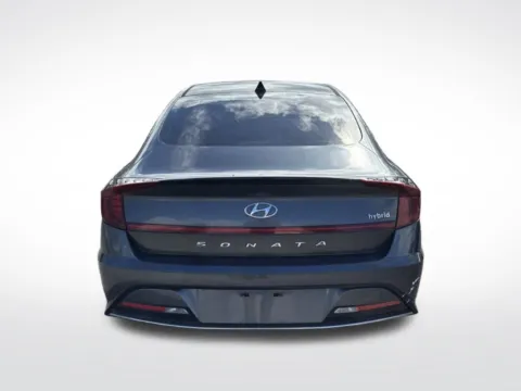 More photos of 2021 Hyundai Sonata Hybrid SEL at Dream Work Automotive, NC
