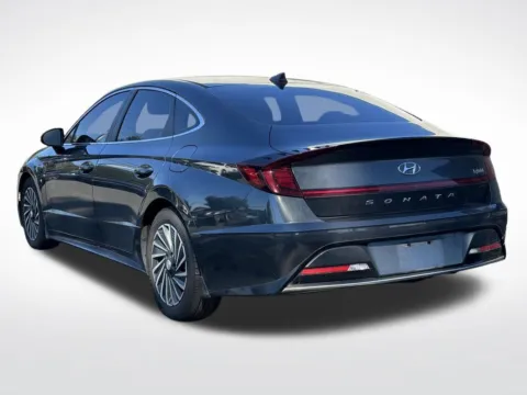 More photos of 2021 Hyundai Sonata Hybrid SEL at Dream Work Automotive, NC
