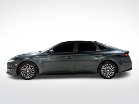 More photos of 2021 Hyundai Sonata Hybrid SEL at Dream Work Automotive, NC