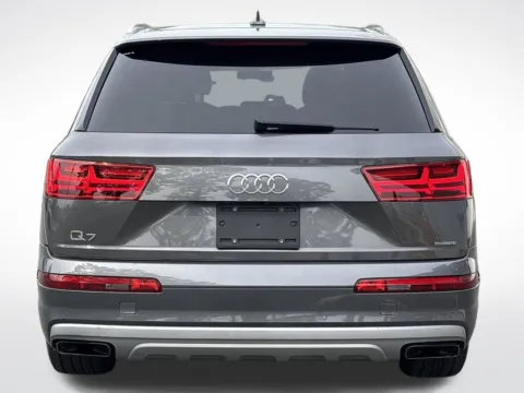 More photos of 2019 Audi Q7 45 SE Premium Plus at Dream Work Automotive, NC