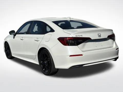 More photos of 2023 Honda Civic Sport at Dream Work Automotive, NC