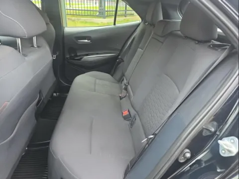 More photos of 2021 Toyota Corolla Hatchback SE at Dream Work Automotive, NC