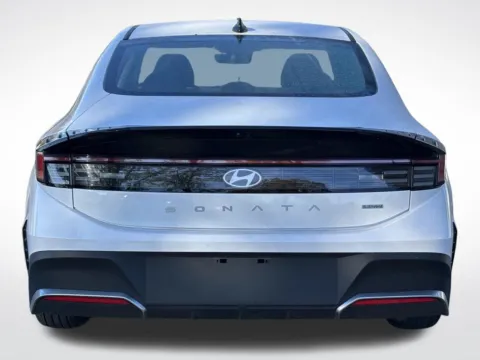 More photos of 2026 Hyundai Sonata Hybrid Blue at Dream Work Automotive, NC