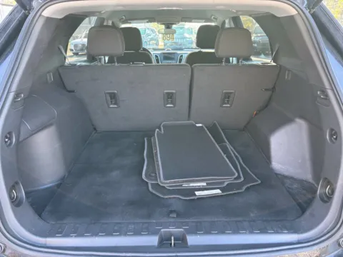 More photos of 2024 Chevrolet Equinox LS at Dream Work Automotive, NC