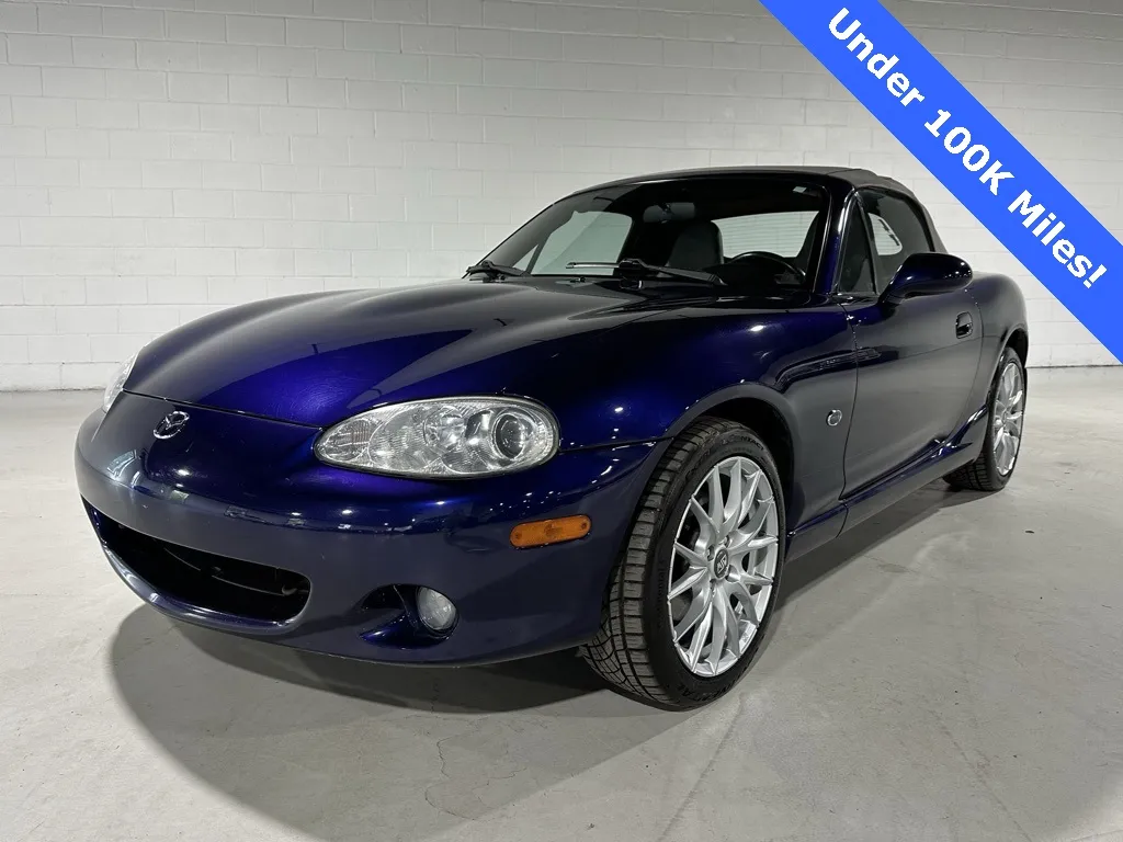 メーネカウチRネイビー Used 2003 Mazda Miata for sale in Charlotte, NC at Dream Work