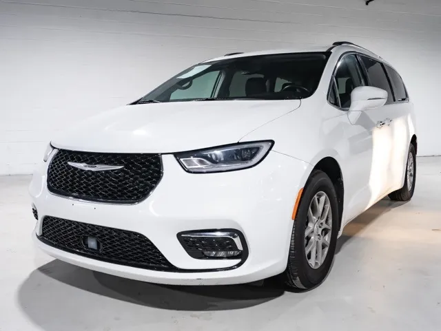 2021 Chrysler Pacifica Touring L for sale in Charlotte, NC