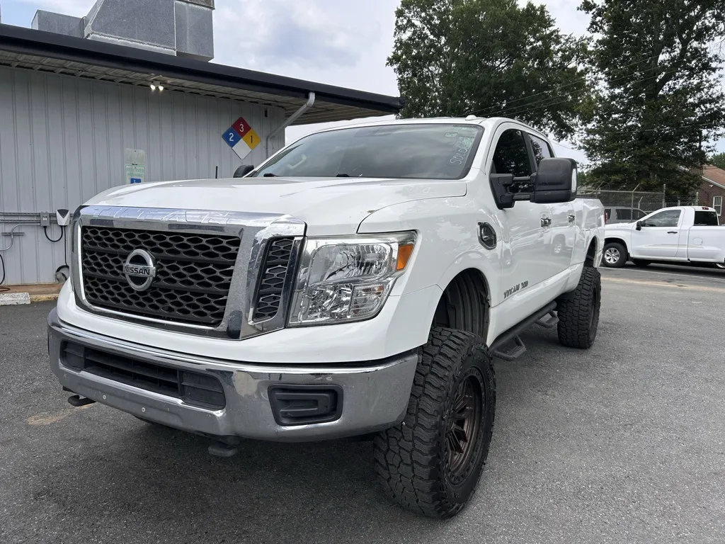 Inspiring 2017 Nissan Titan Xd Oil Type Images