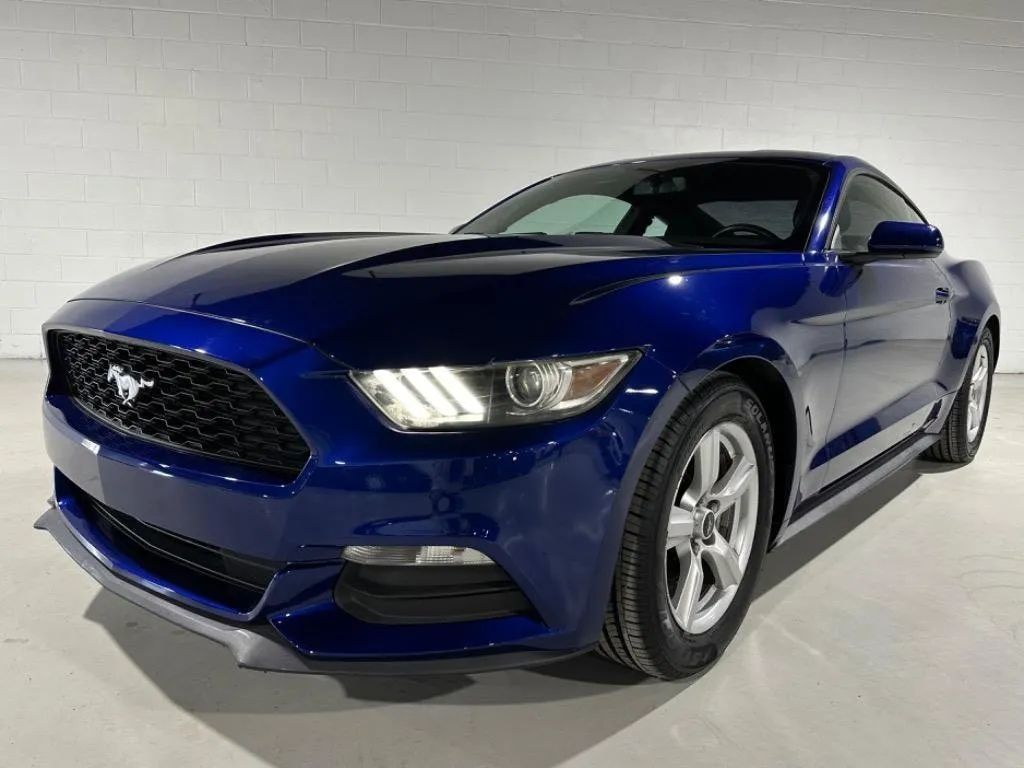 Used 2015 Ford Mustang V6 for sale in Charlotte, NC at Dream Work  Automotive | VIN: 1FA6P8AM2F5301117, image size:1024x768