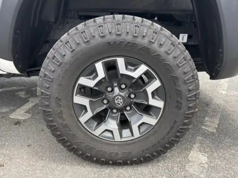 More photos of 2023 Toyota Tacoma TRD Sport at Dream Work Automotive, NC