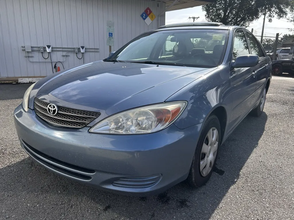 2004 Toyota Camry LE