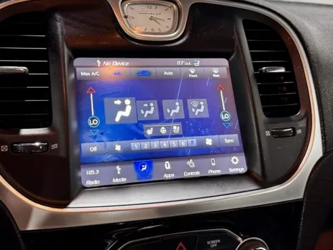 More photos of 2019 Chrysler 300 Limited at Dream Work Automotive, NC