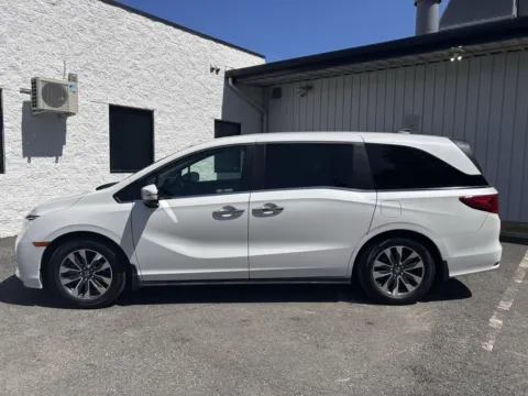 Photos of 2022 Honda Odyssey EX-L for sale in Charlotte, NC at Dream Work Automotive