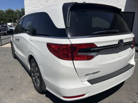 Another view of 2022 Honda Odyssey EX-L for sale in Charlotte, NC at Dream Work Automotive