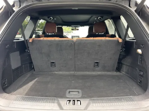 More photos of 2022 Lincoln Aviator Reserve at Dream Work Automotive, NC