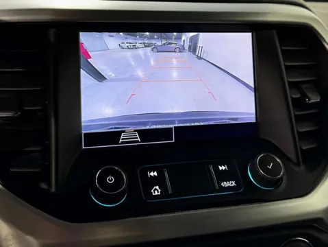 More photos of 2022 GMC Acadia SLE at Dream Work Automotive, NC