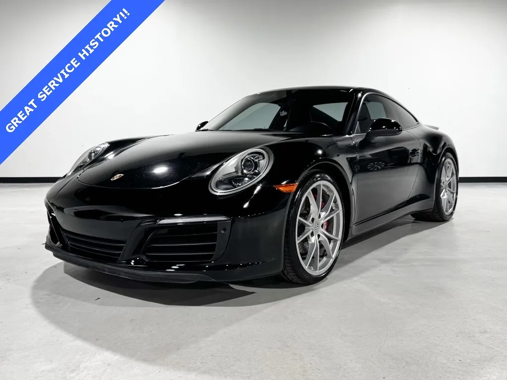 2017 Porsche 911 Carrera