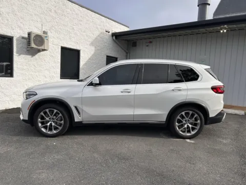 Photos of 2023 BMW X5 xDrive40i for sale in Charlotte, NC at Dream Work Automotive