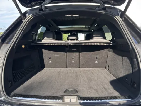 More photos of 2022 Mercedes-Benz GLE 450 at Dream Work Automotive, NC