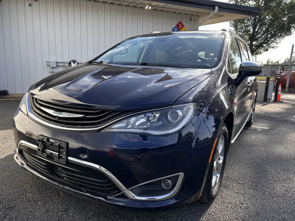 2018 Chrysler Pacifica Hybrid Limited