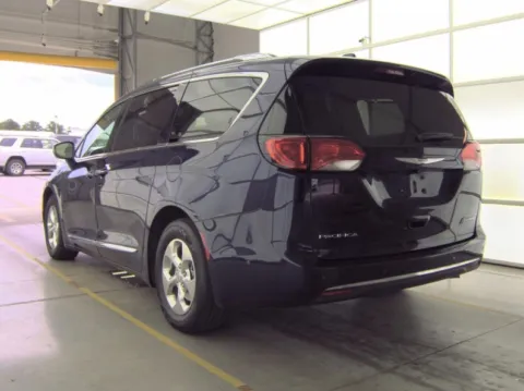 Photos of 2018 Chrysler Pacifica Hybrid Limited for sale in Charlotte, NC at Dream Work Automotive