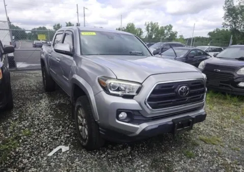 More photos of 2018 Toyota Tacoma SR5 at Dream Work Automotive, NC