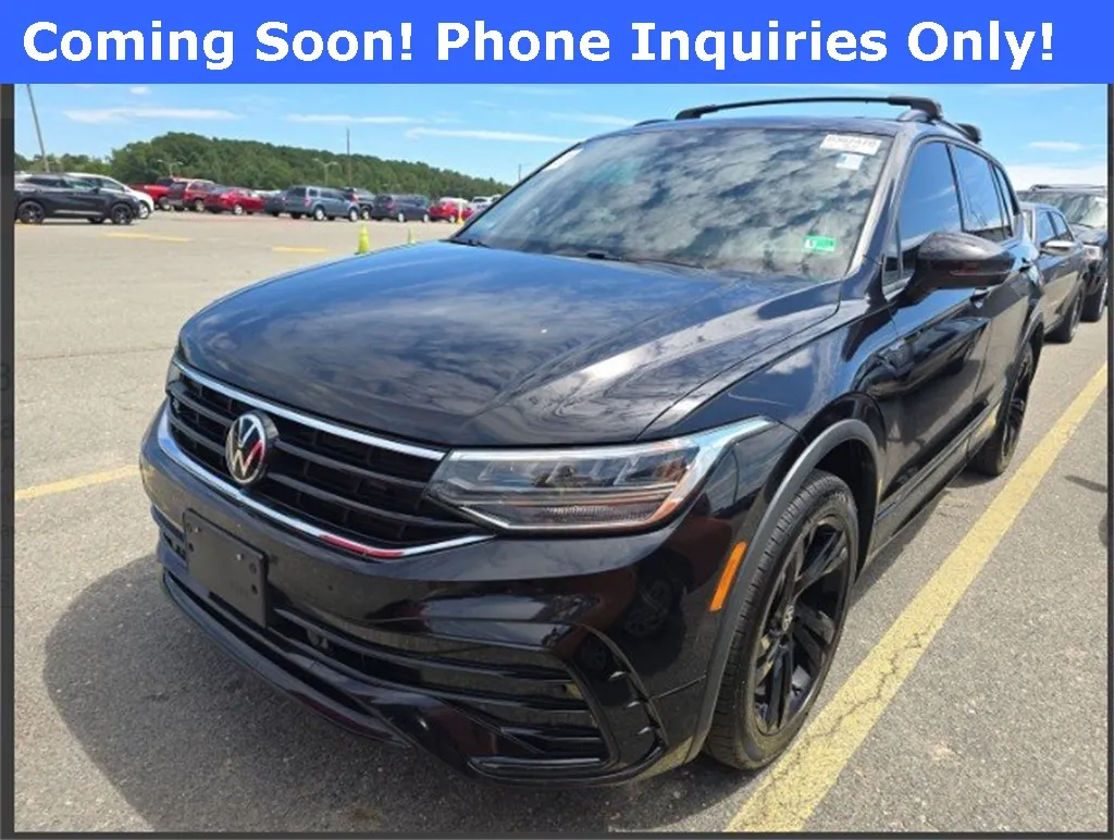 2023 Volkswagen Tiguan 2.0T SE R-Line Black