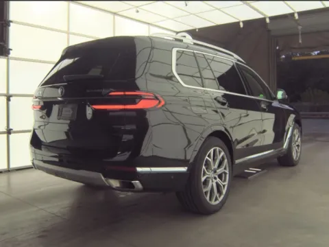 More photos of 2025 BMW X7 xDrive40i at Dream Work Automotive, NC