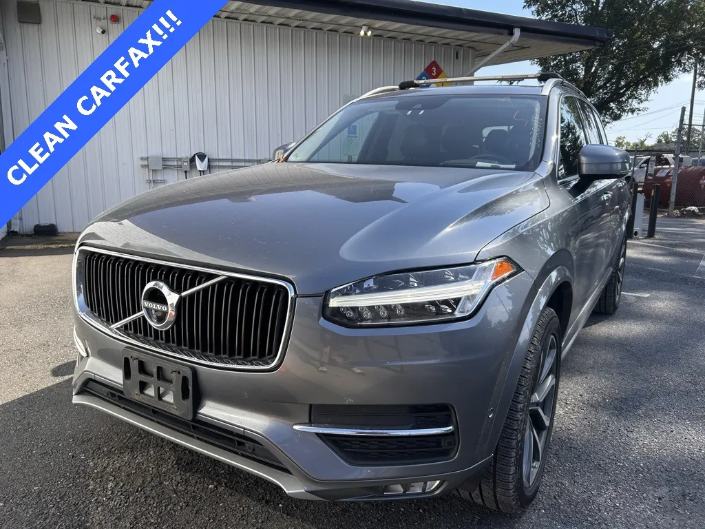 2018 Volvo XC90 T6 Momentum