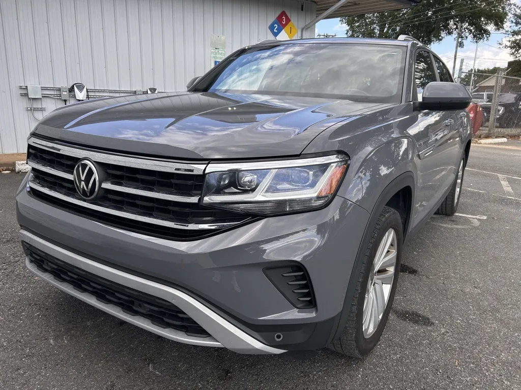 Gray 2021 Volkswagen Atlas Cross Sport 3.6L V6 SE w/Technology for sale in Charlotte, NC