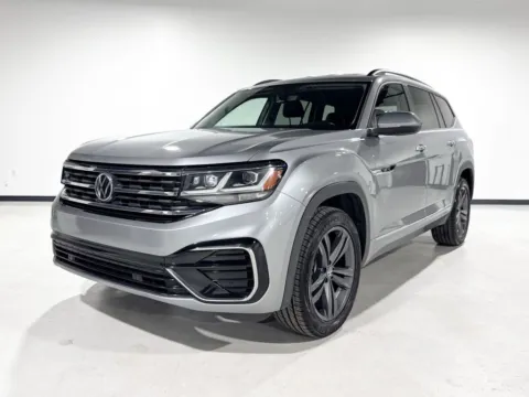Silver 2021 Volkswagen Atlas 3.6L V6 SE w/Technology R-Line for sale in Charlotte, NC