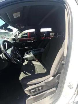 More photos of 2021 Chevrolet Silverado 1500 RST at Dream Work Automotive, NC
