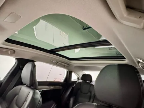 More photos of 2023 Volvo S90 B6 Plus at Dream Work Automotive, NC